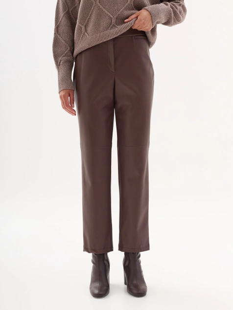 Брюки из мягкой экокожи