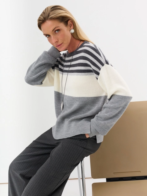 Джемпер в стиле color block