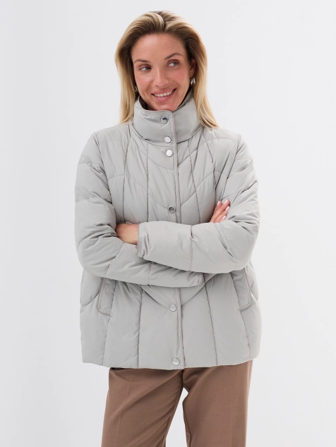 Осенняя куртка с фантазийной стежкой и контрастной подкладкой