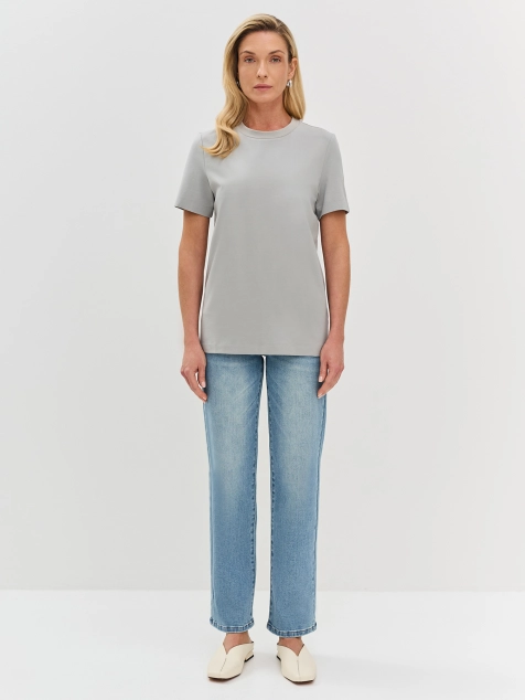 Базовая футболка из хлопка и модала