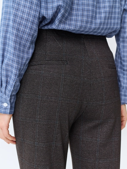 Классические брюки в клетку