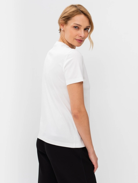 Футболка из кроеного трикотажа с декоративными стразами