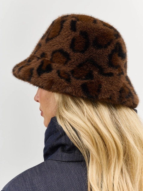 Шляпа с анималистичным принтом