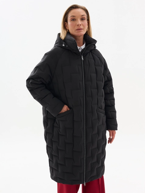 Пуховик-кокон с  геометрической стежкой