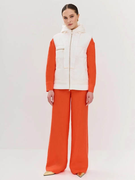 Стеганый жилет с капюшоном