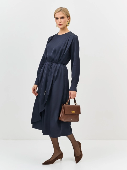 Платье-миди с драпировкой