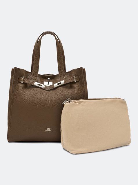 Сумка из фактурной кожи с хлястиком