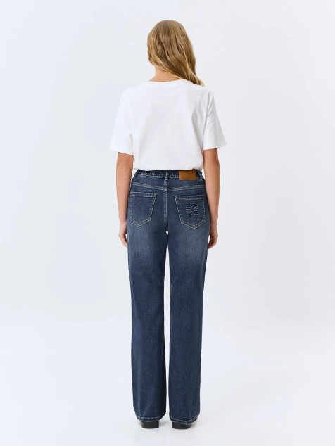 Джинсы Straight fit с лиоцеллем