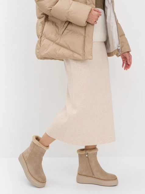 Утепленные ботинки из натуральной замши