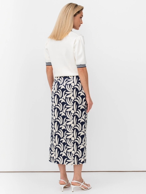 Юбка с запахом и фантазийным принтом