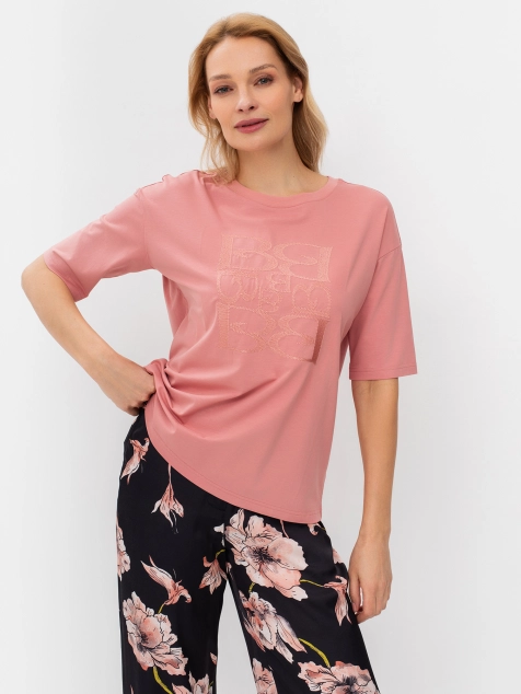 Футболка из модала с вышивкой в тон