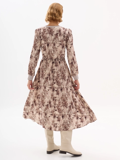 Романтичное платье с принтом из 100% вискозы