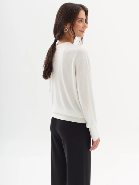 Базовый джемпер свободного силуэта