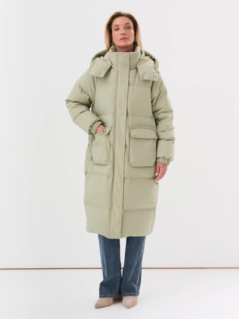 Пуховик свободного силуэта с капюшоном