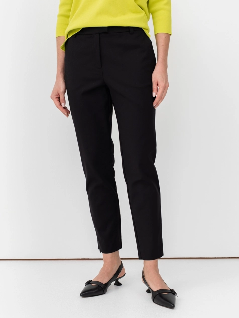 Классические брюки из плотного текстиля