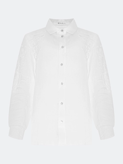 Полупрозрачная блузка с ажурной вышивкой