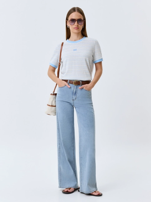 Джинсы Wide leg с деликатными лампасами