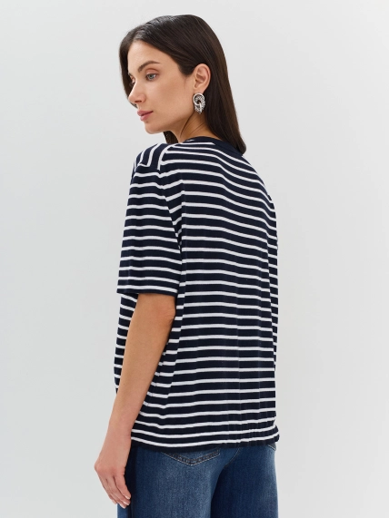 Свободный джемпер из вискозы в полоску