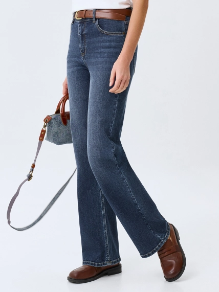 Джинсы Straight fit с лиоцеллем