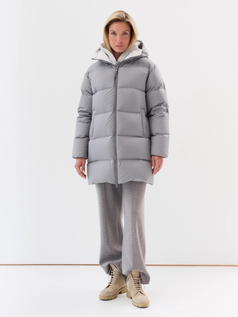 Теплый пуховик с трикотажной манишкой