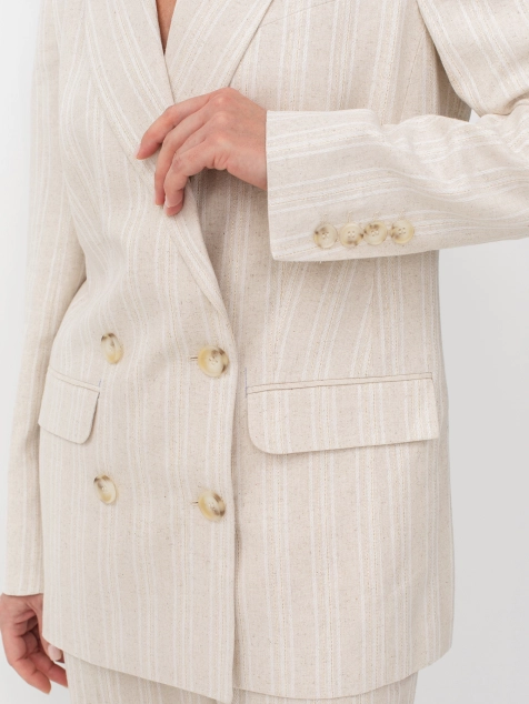 Двубортный льняной жакет в полоску