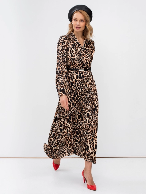 Платье миди с анималистичным принтом