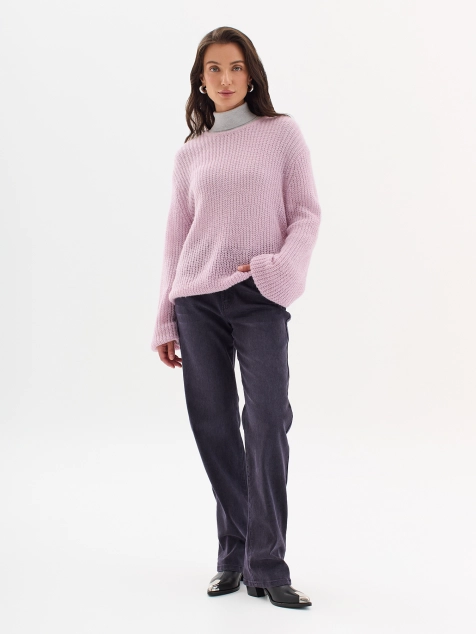 Яркий свитер паутинка