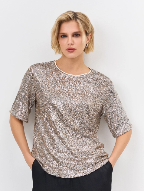 Свободный джемпер с искрящимися пайетками