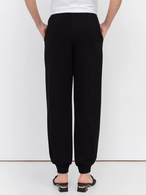 Трикотажные брюки с резинкой по талии 