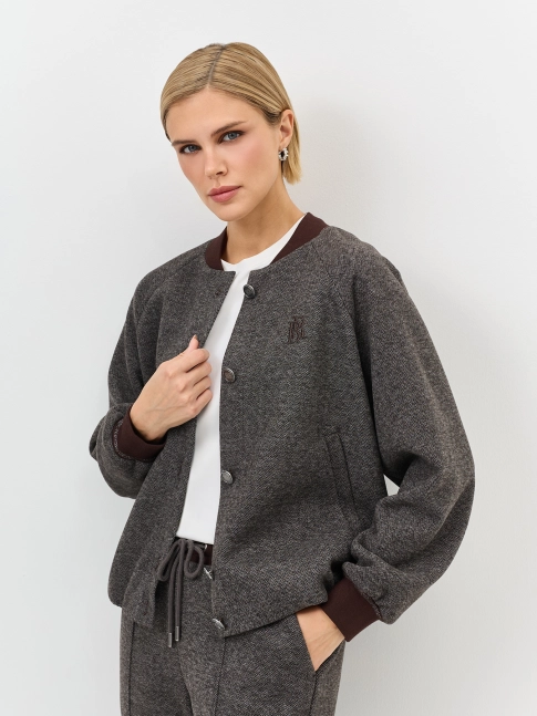 Теплый бомбер с шерстью