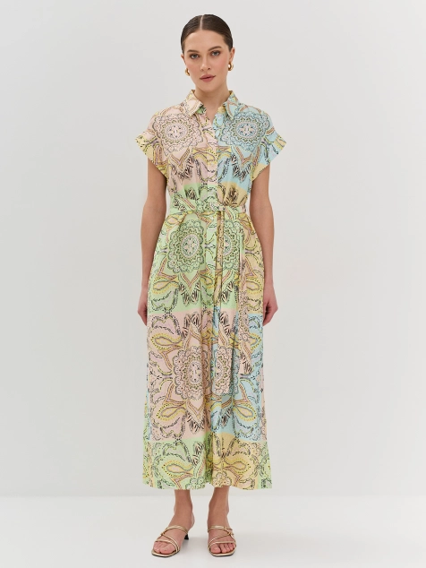 Яркое платье-рубашка с принтом