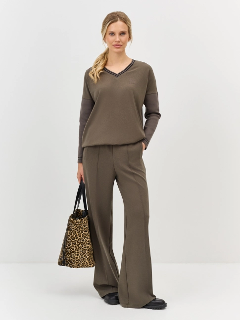 Трикотажные брюки с мягкими стрелками