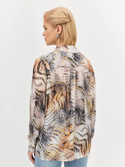 Блузка с анималистичным принтом