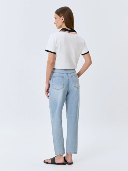 Джинсы бананы с акцентными дестроями