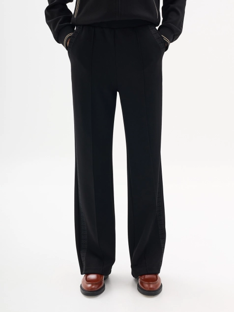 Брюки с лампасами в цвет