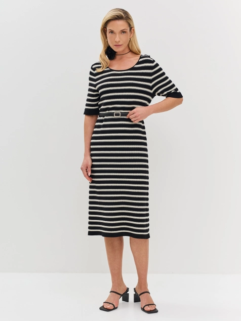 Узкий ремень с закругленной пряжкой