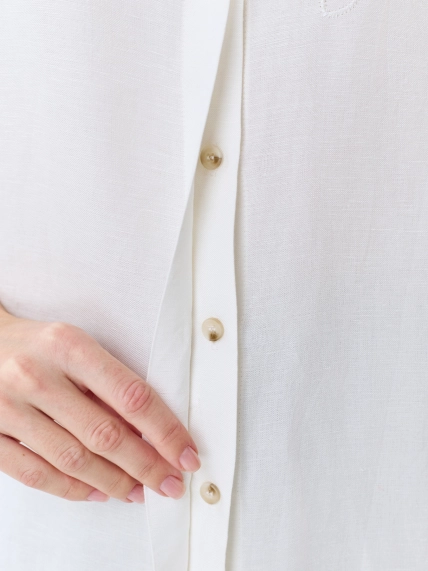 Удлиненная льняная блузка