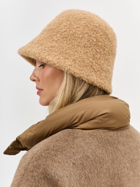 Меховая шляпа