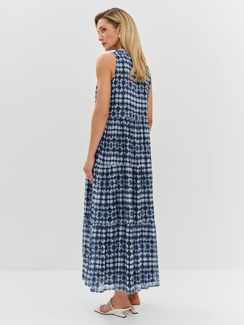 Ярусное платье-макси с абстрактным принтом