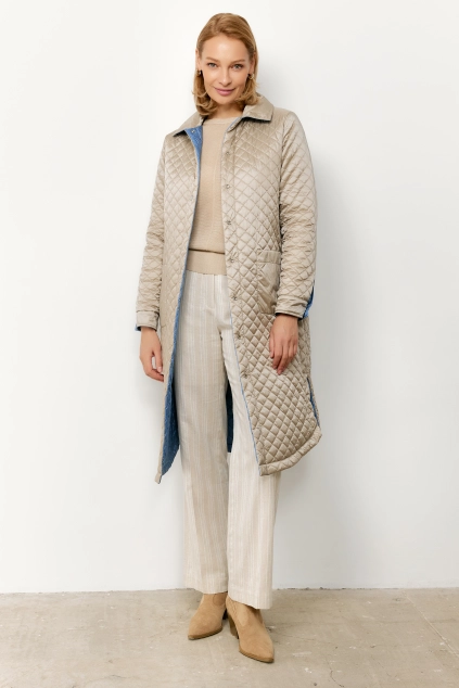 Стеганое двустороннее пальто с отложным воротником