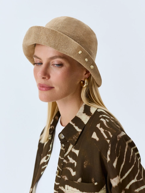 Панама с загнутыми полями