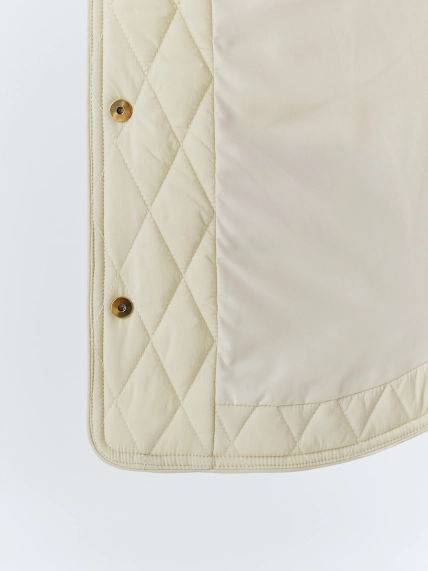 Куртка с мелкой ромбовидной стежкой