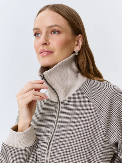 Бомбер в мелкую клетку из смесовой вискозы