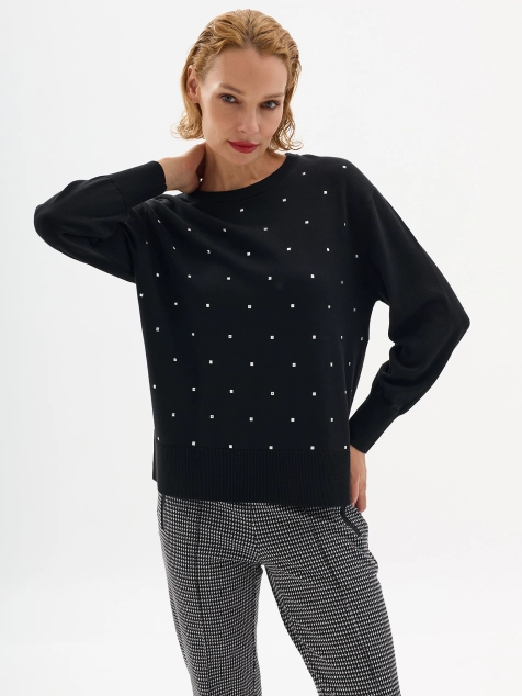 Нарядный джемпер со стразами