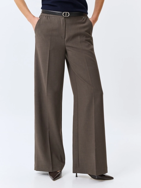 Брюки из смесовой вискозы с мягкими стрелками
