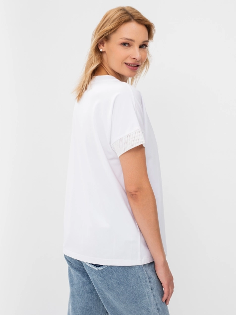 Футболка с принтом и пайетками в цвет