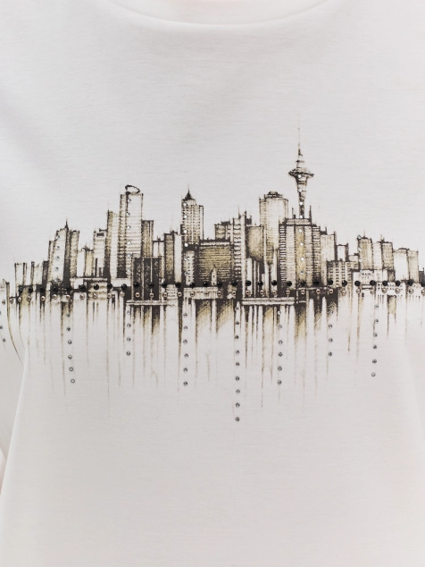 Футболка с принтом