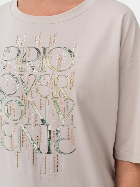 Футболка из эластичного модала с акцентным принтом