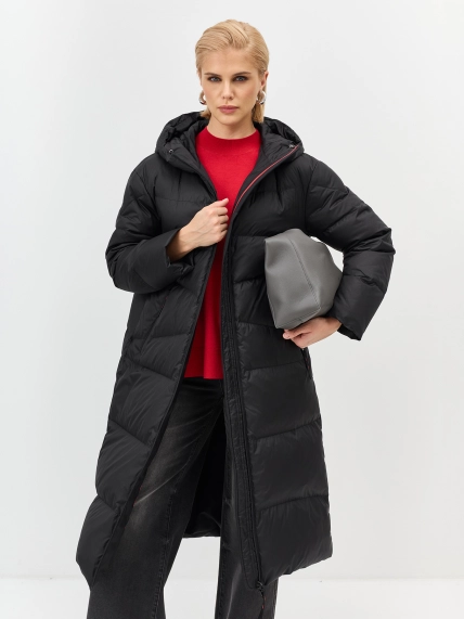 Длинный пуховик с капюшоном