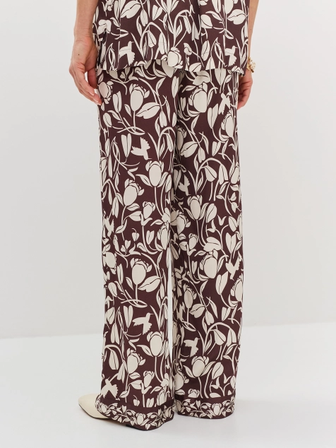 Сатиновые брюки из вискозы с цветочным принтом